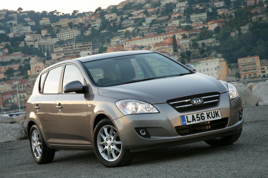  Kia cee&rsquo;d 2007 года  (фото 25 из 36)